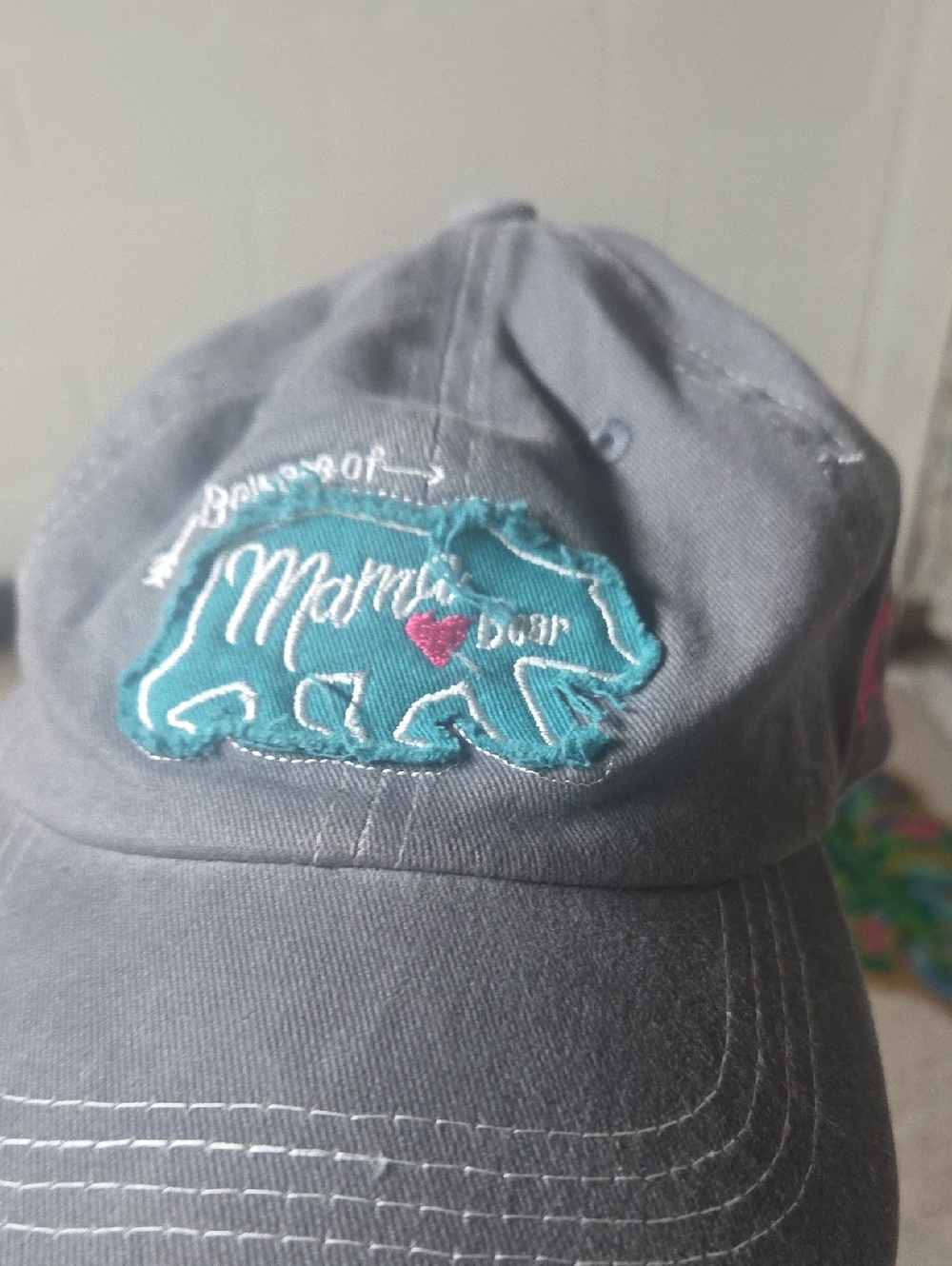 BNWT Mama Bear Alaska Hat